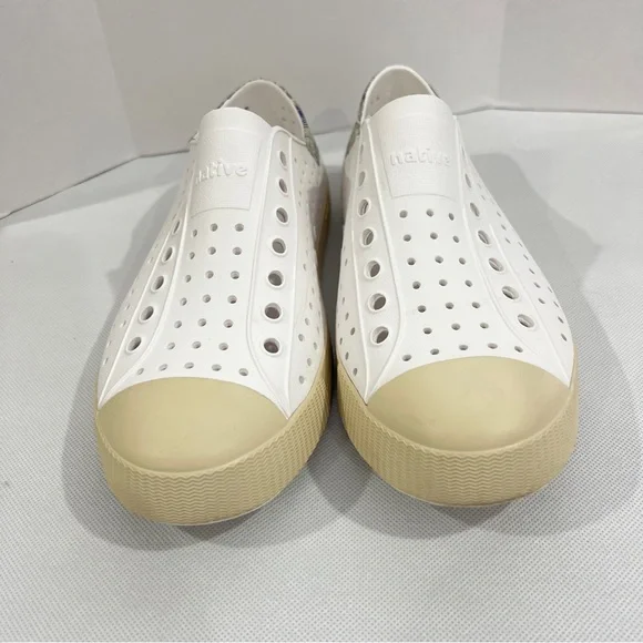 Native Unisex Jefferson Color Block Size W-10-M-8 Slip-On Sandals White Tan - Picture 3 of 10